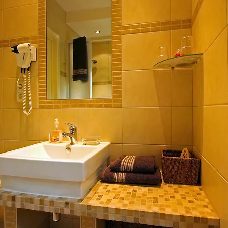 In Sougne-remouchamps Countryside, Cleaning Included Holiday home