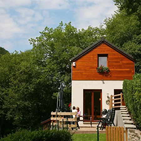 Feriehus With A Terrace And A View Of The Valley , Cleaning Included Aywaille